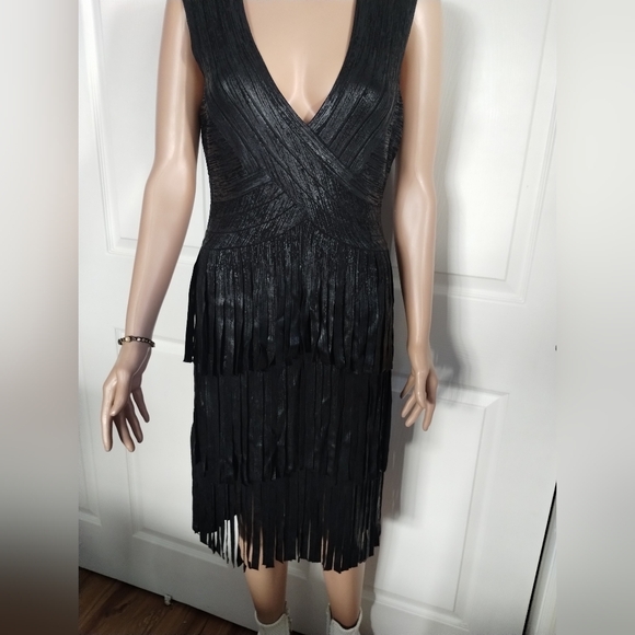 Herve Ledger V Neck Metallic Fringe Dress Medium - Picture 10 of 13